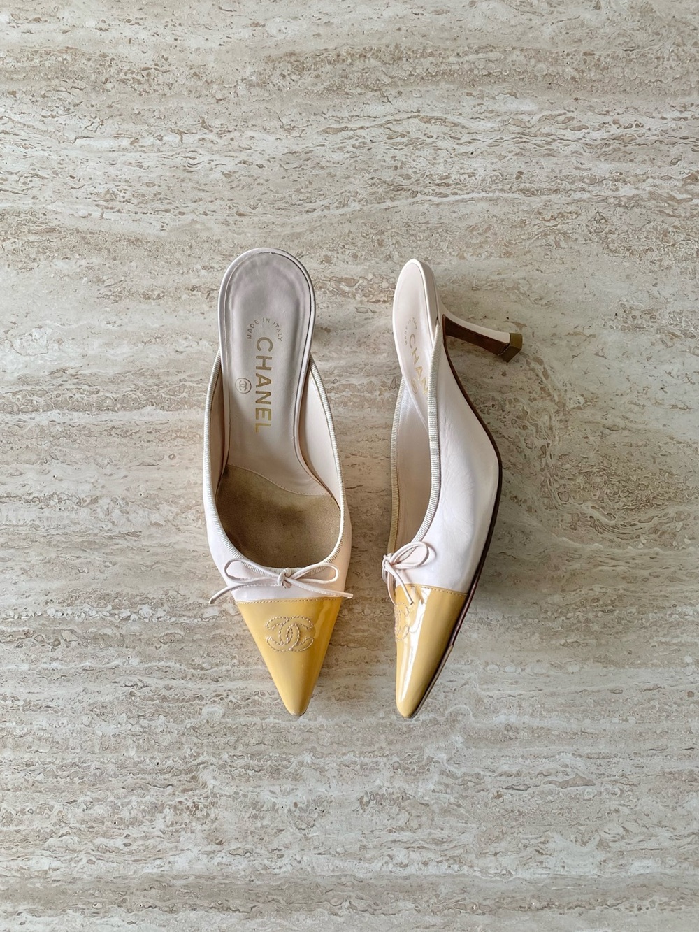 Vintage Chanel CC Bow Cap Toe Mule Heels